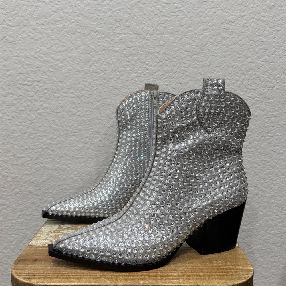 Betsey Johnson Neil Rhinestone Metallic Western Boots Size 8.5 - Picture 5 of 9